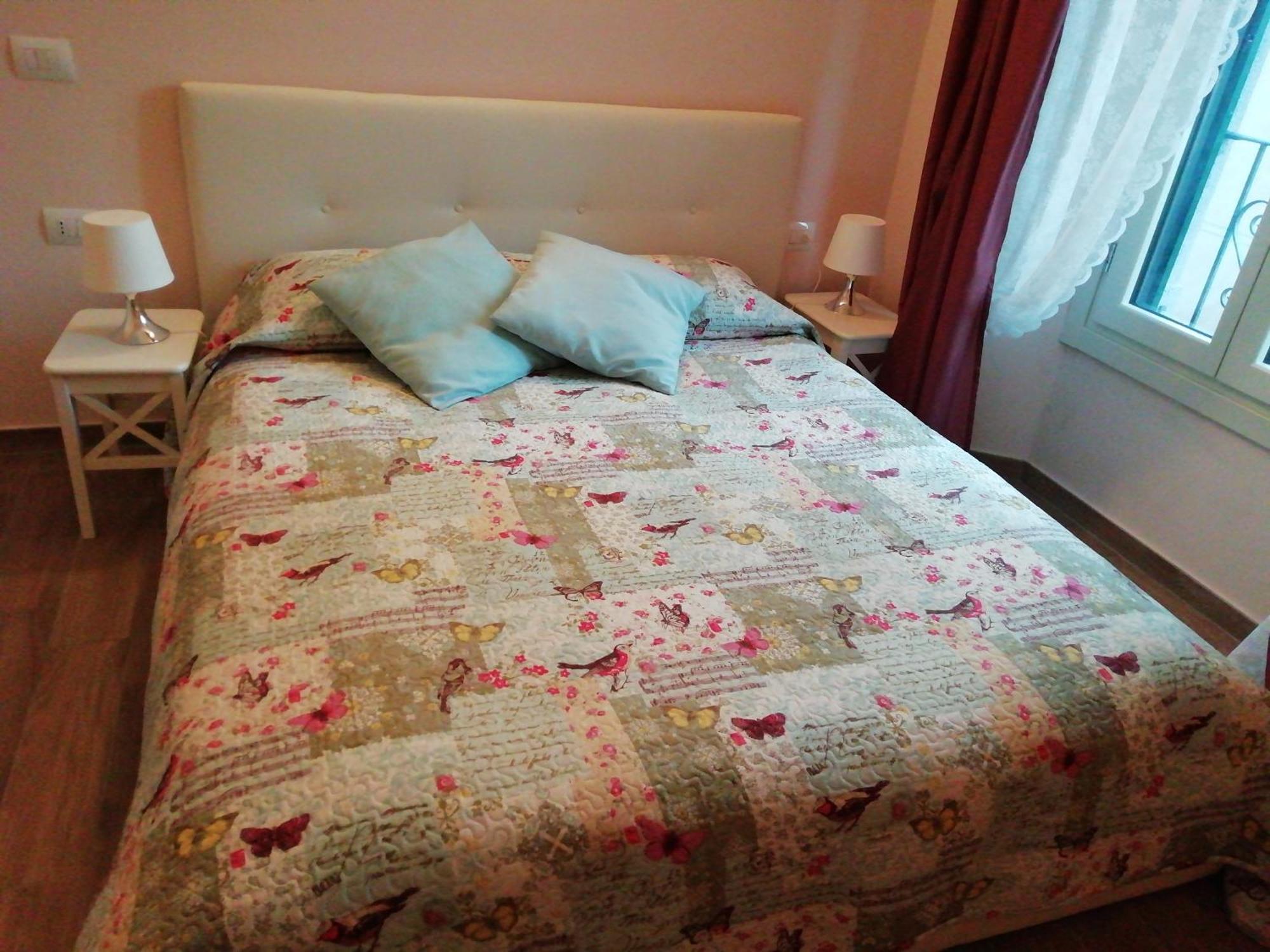 Hotel El Doorado à Dorio Chambre photo